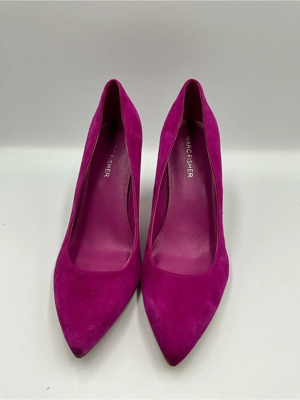 Marc Fisher Pumps Size 8.5 Pink Fuchsia Suede Pointed-Toe Pumps Stylish Heels - Picture 4 of 7
